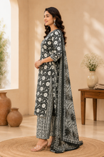 Green  Floral Printed Cotton Suit Set