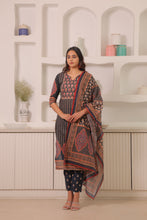 Printed Cotton Blend Kurta Set
