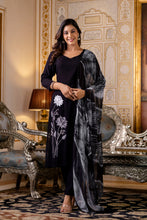 Black Floral Embroidered Kurta Set