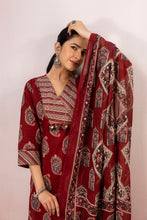 Maroon Straight Kurta Set with Paisley Print