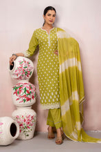 Floral Embroidery 3Pcs Straight Kurta Set