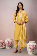 Floral Embroidery 3 Pcs Set