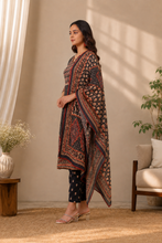 Printed Cotton Blend Kurta Set