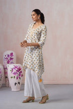 Elegant white floral printed Co-ord Set