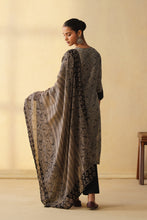 Black Straight Kurta Set with wide-leg trouser