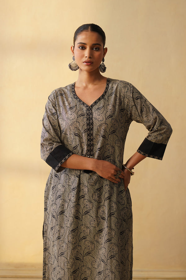 Black Straight Kurta Set with wide-leg trouser