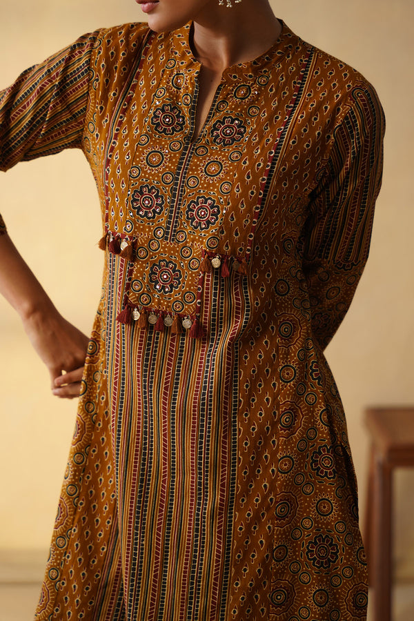 Traditional Print with Elegant Mustard color 3 Pcs Kurta set
