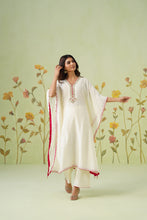 Ivory White Embroidered Kaftan Kurta Set with Contrast Border
