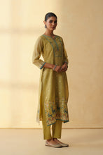 Straight Chanderi 3Pcs Kurta Set