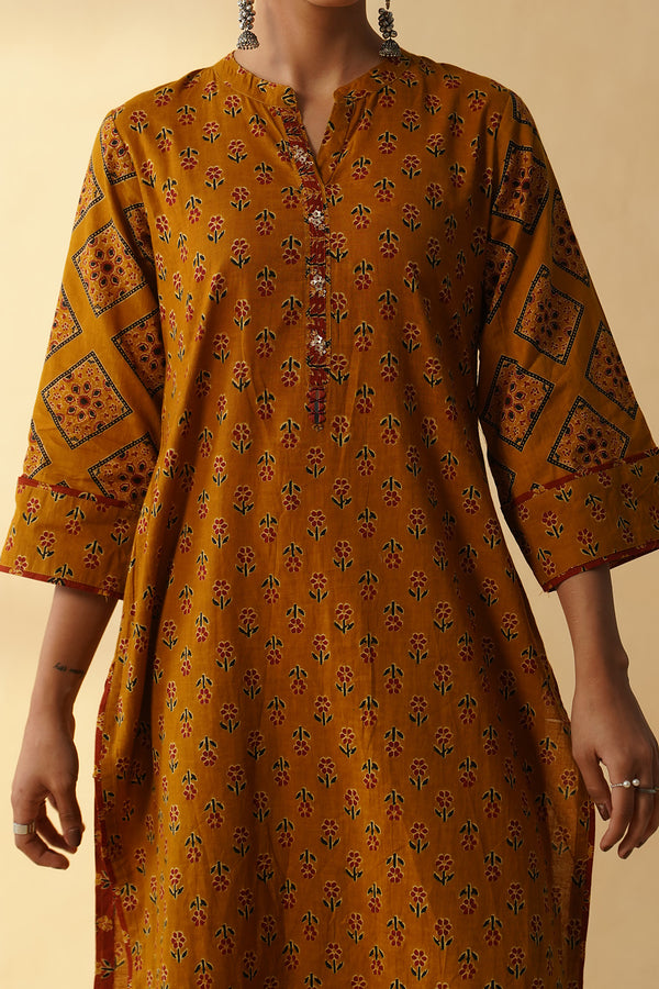 Floral Booti 3Pcs kurta Set with Staight Palazo Pant