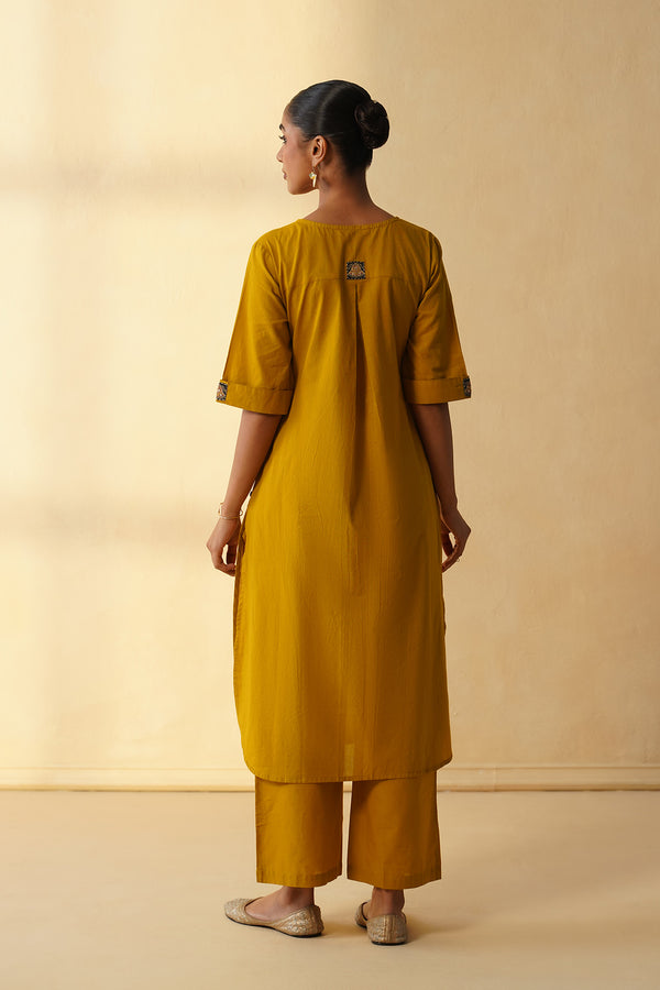 Semi- formal Long Co-ord set with Clean Notch Neckline