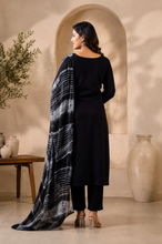 Black Floral Embroidered Kurta Set